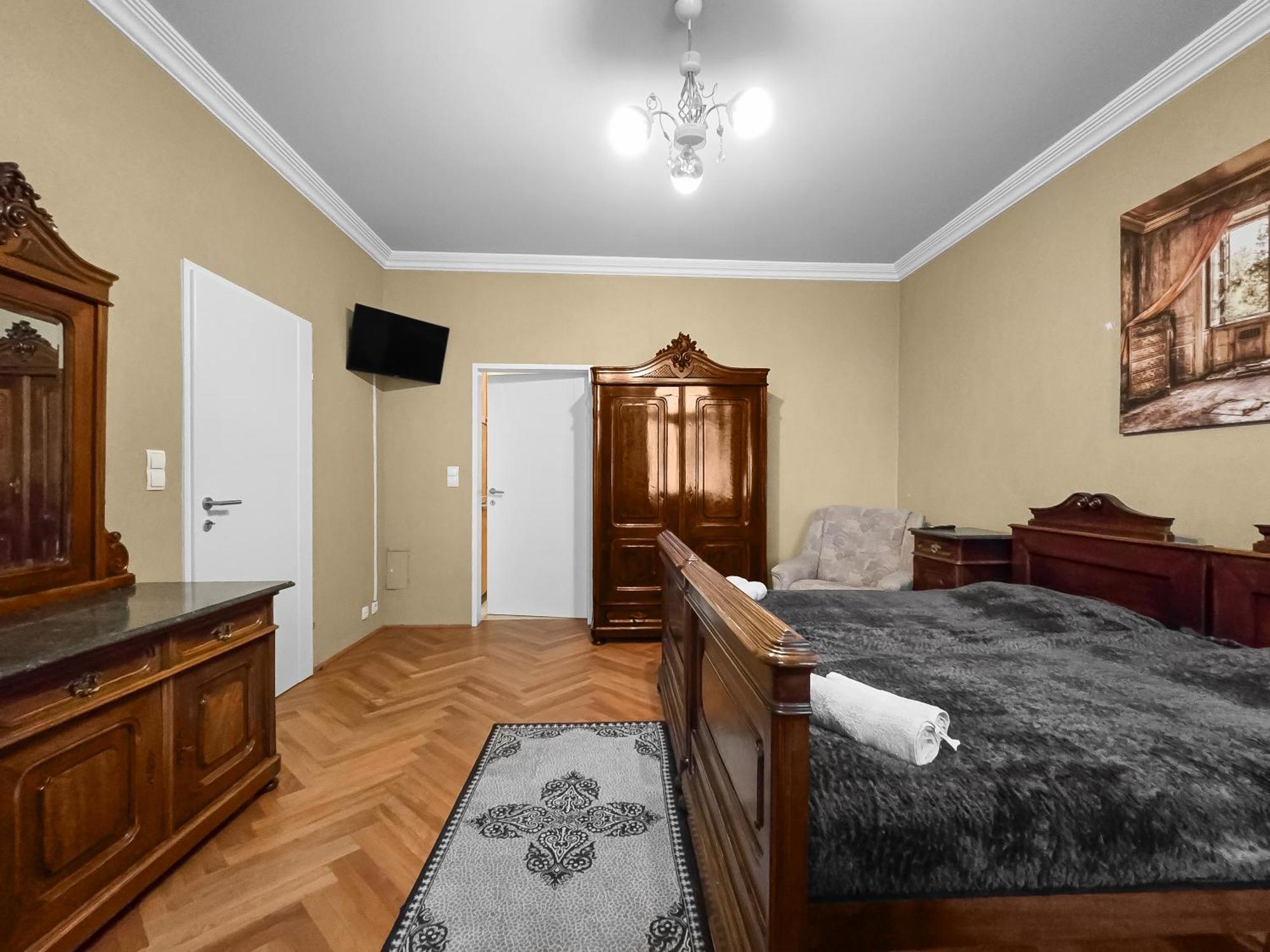 King-Size Comfort In Three Bedrooms เวียนนา ภายนอก รูปภาพ